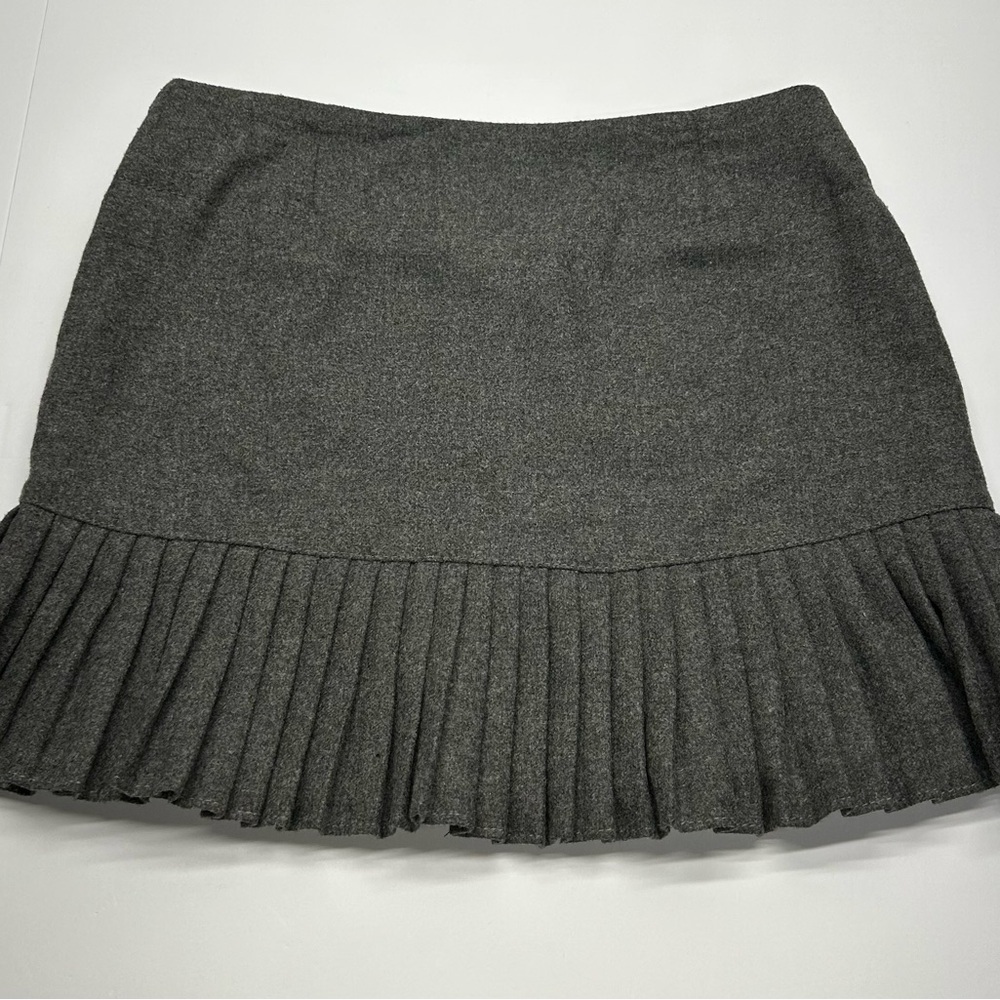 GAP VINTAGE Charcoal Gray Virgin Wool Skirt W 4 Pleated Bottom Side Zip Lined - Picture 2 of 15
